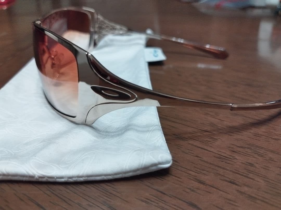 Oakley スポーツサングラス オレンジ