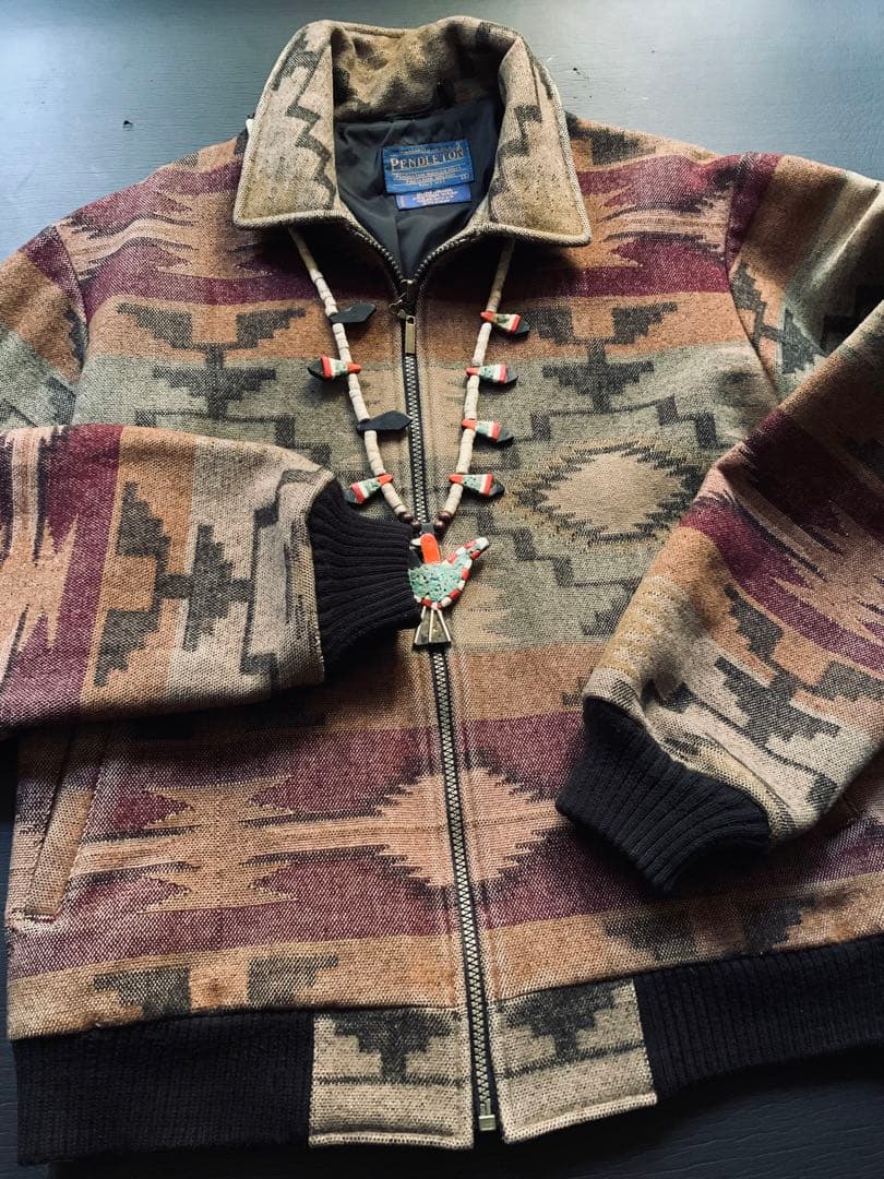 アメリカの良心！PENDLETON. シックなネイティブ柄　ブルゾン　USA製