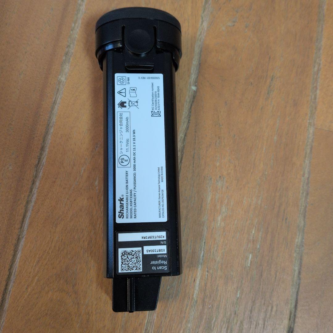 ★本日限定値引き中古美品 大人気Sharkコードレスクリーナー LC400JWH