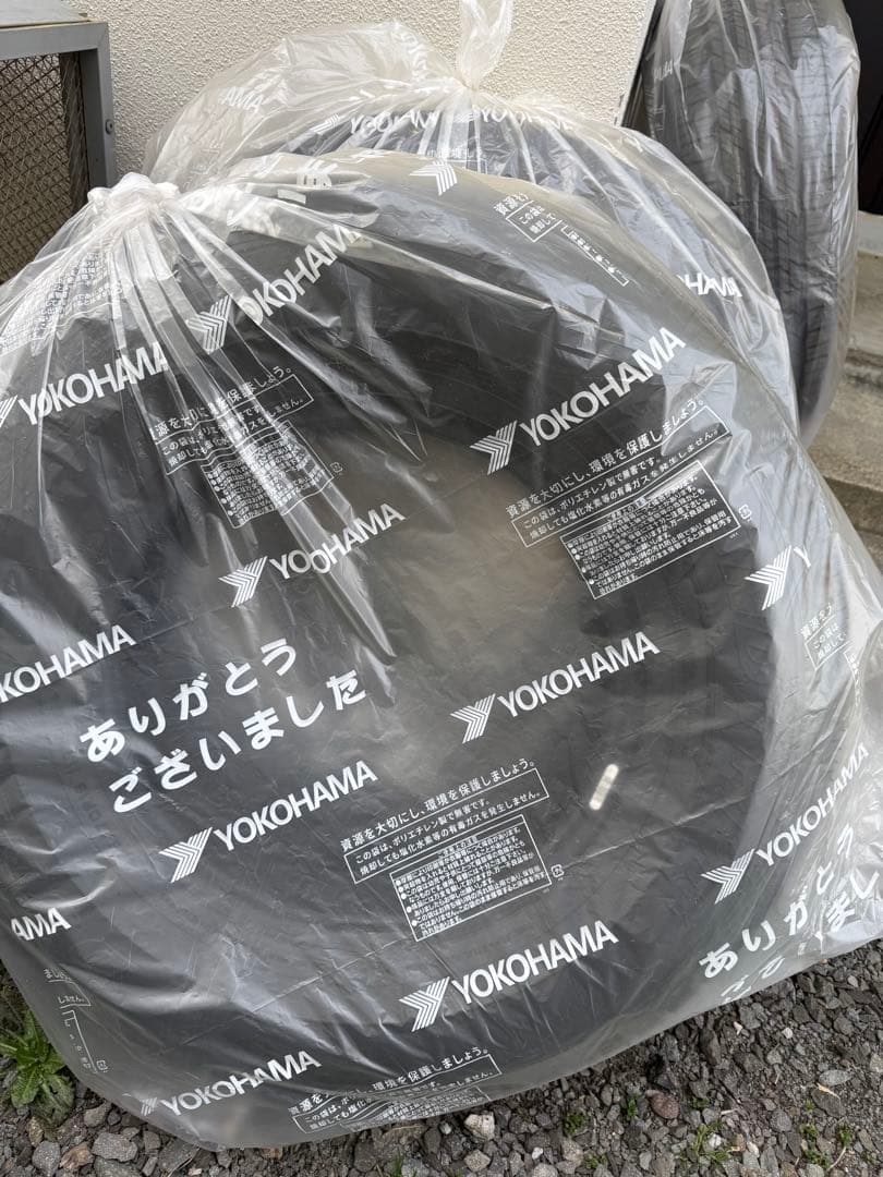 4本　ランドクルーザー70 再再販　純正新車外しタイヤ