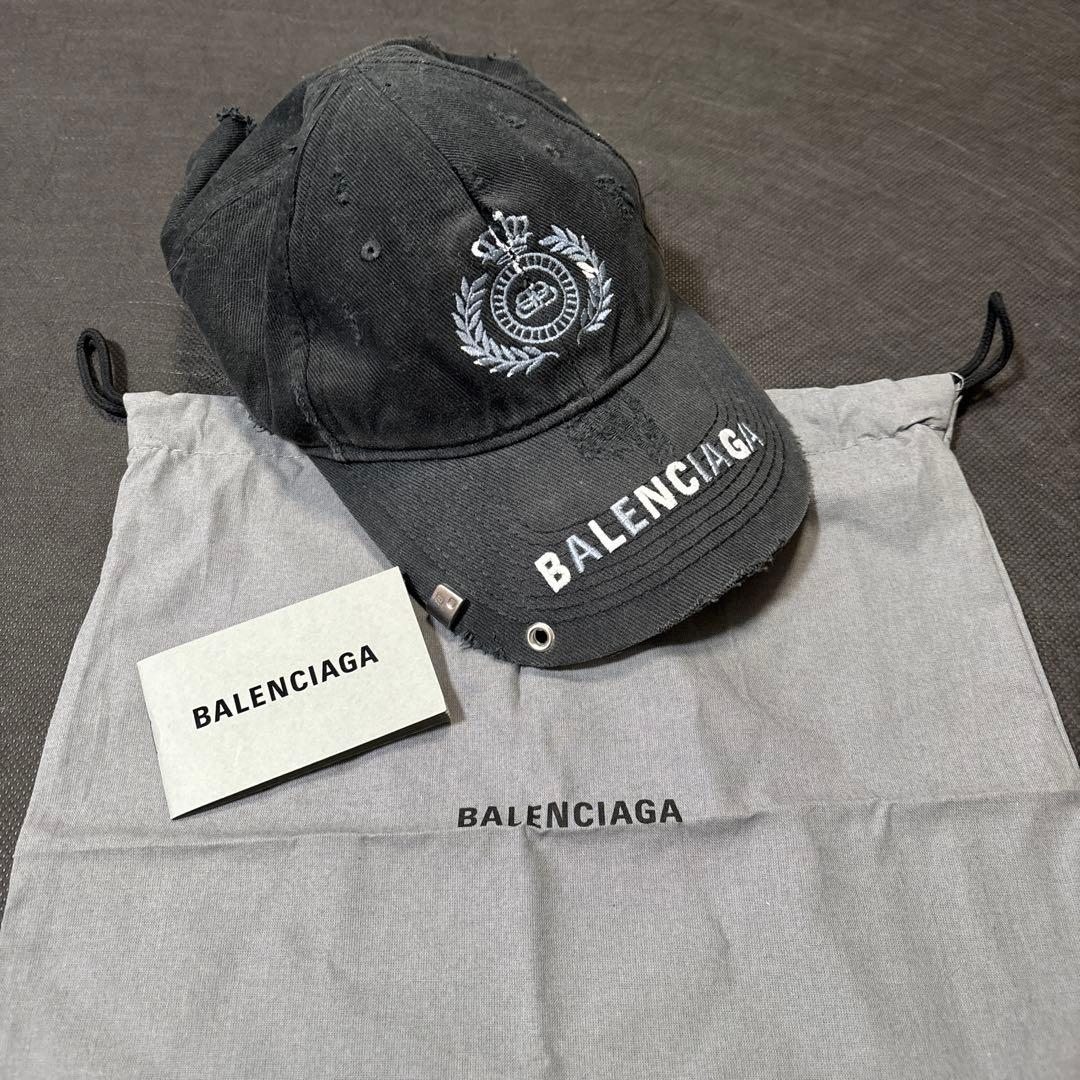 balenciaga Destroyed BB Pierced Cap キャップ