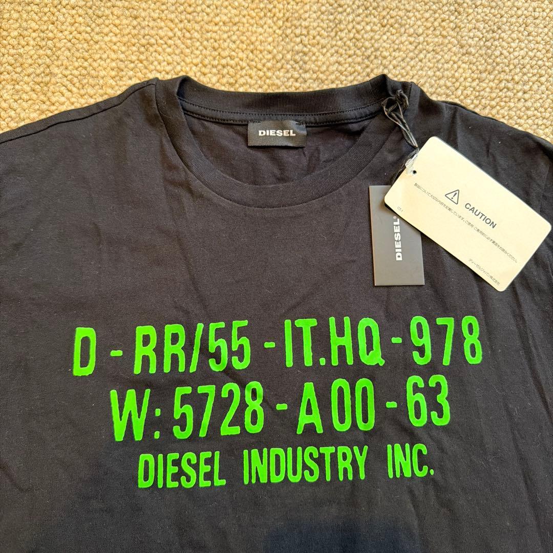 新品DIESEL ブラック ロングスリーブ Tシャツ