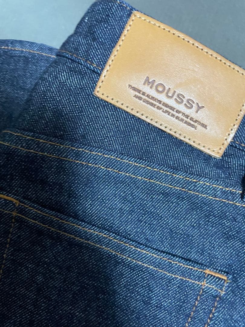 MOUSSY MVS フレアデニム　25インチ