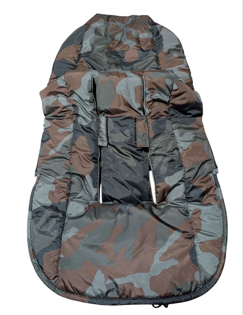 【完売品！希少】バガブー（Bugaboo) × DIESEL フットマフ