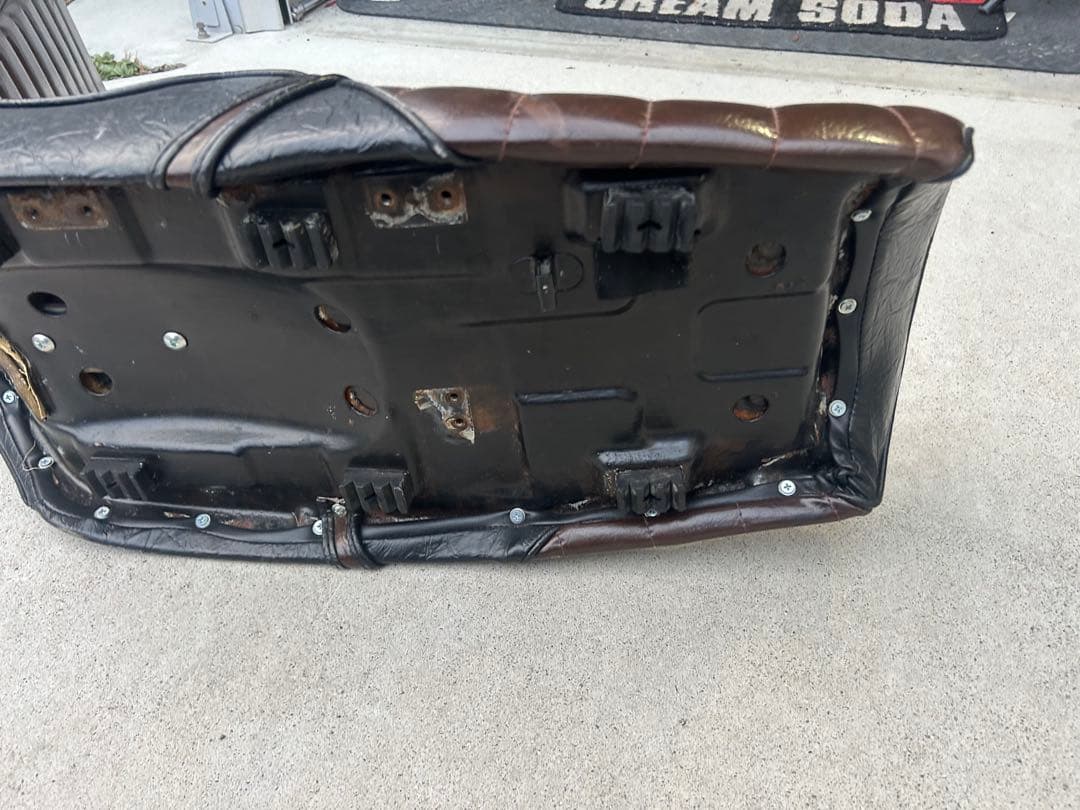 z250ft三段シート大川、カワグチ
