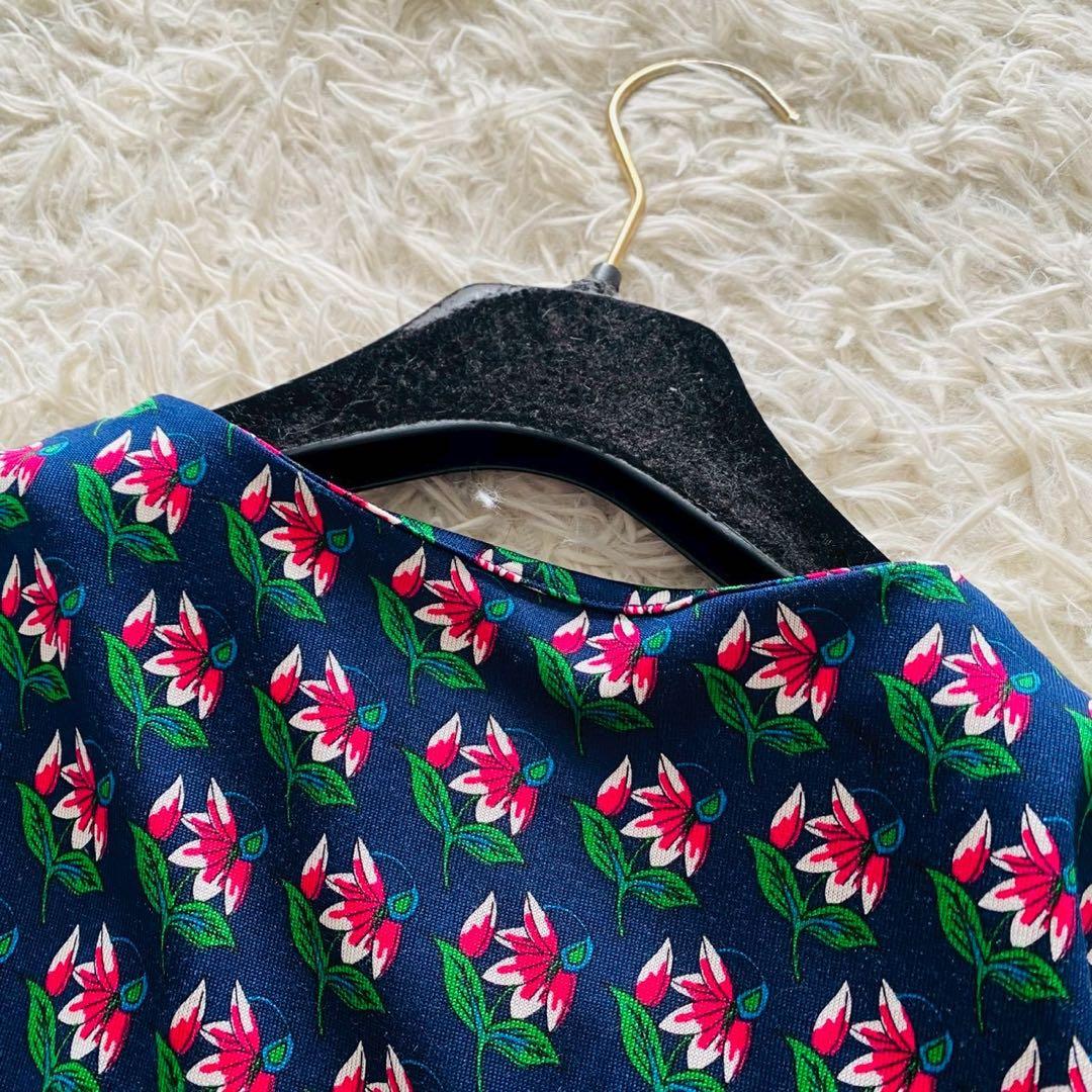 DVF●極美品●シルク100% 総花柄カシュクールIRINAラップワンピース M