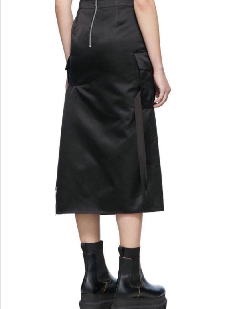 の*ん様 【美品】sacai ブラックサテンタイトスカート サイズ1