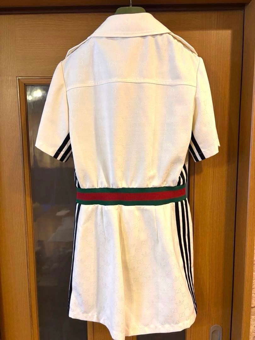#美品GUCCI adidasコラボホワイトシェリーライン半袖パンツワンピース