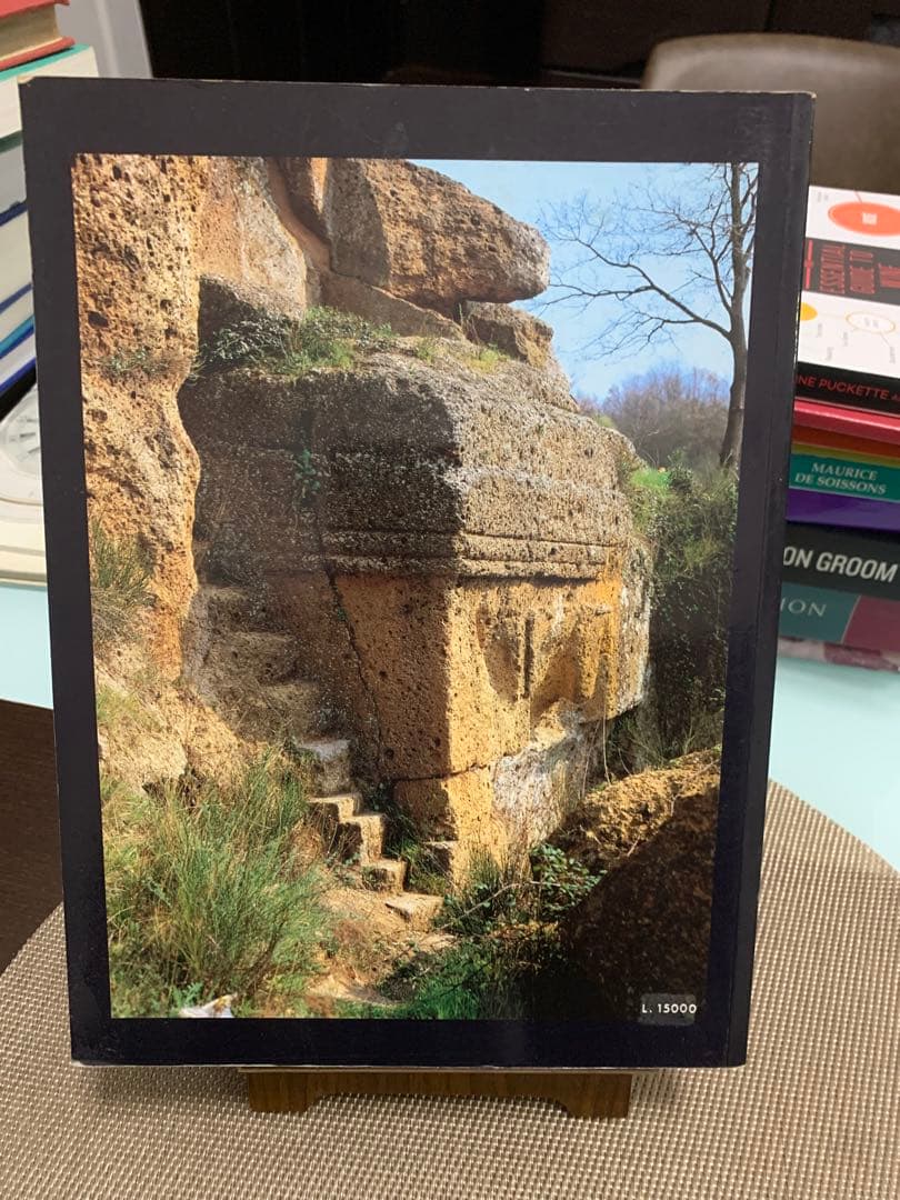 希少　The Land of the Etruscans 英語版
