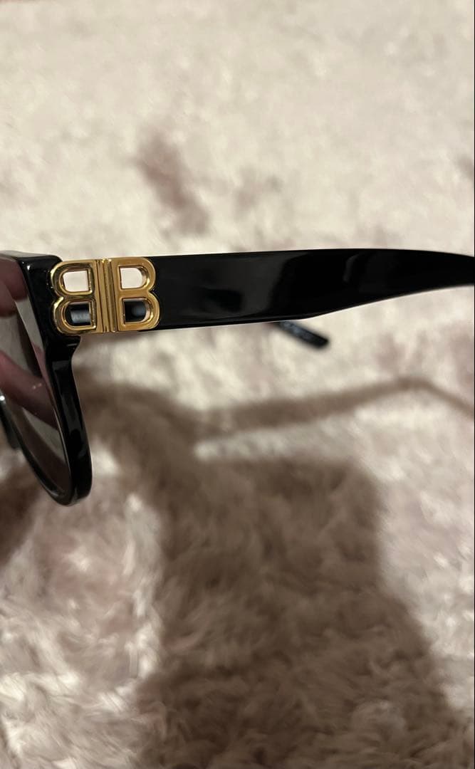 BALENCIAGAサングラス