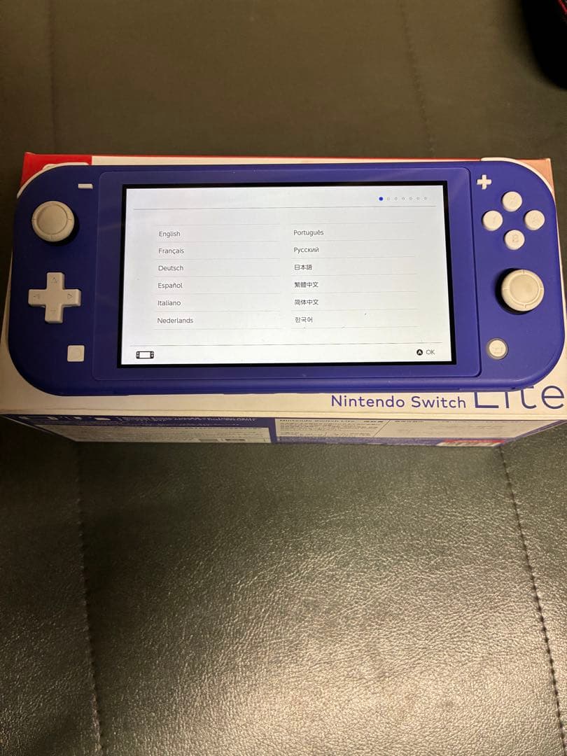 Nintendo Switch Lite ブルー　ソフト3本ケース付き