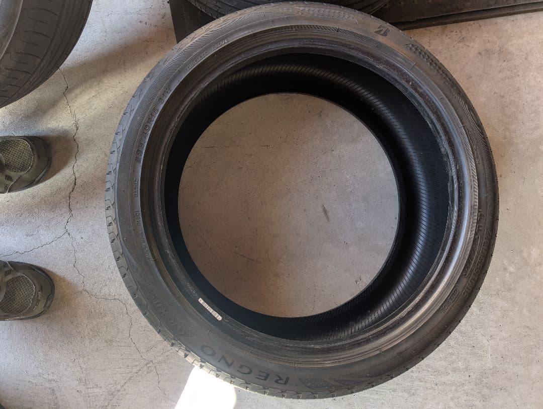 【T.B】中古REGNO GRXⅡ235/40R18 4本　2022年