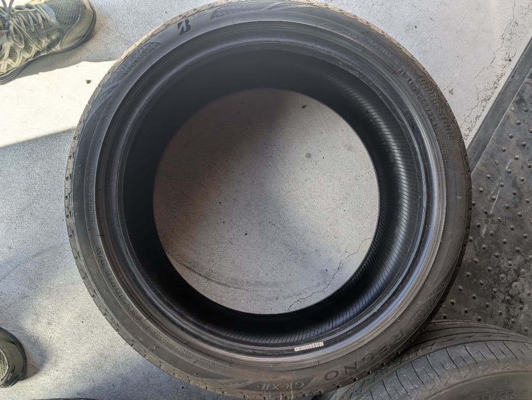 【T.B】中古REGNO GRXⅡ235/40R18 4本　2022年