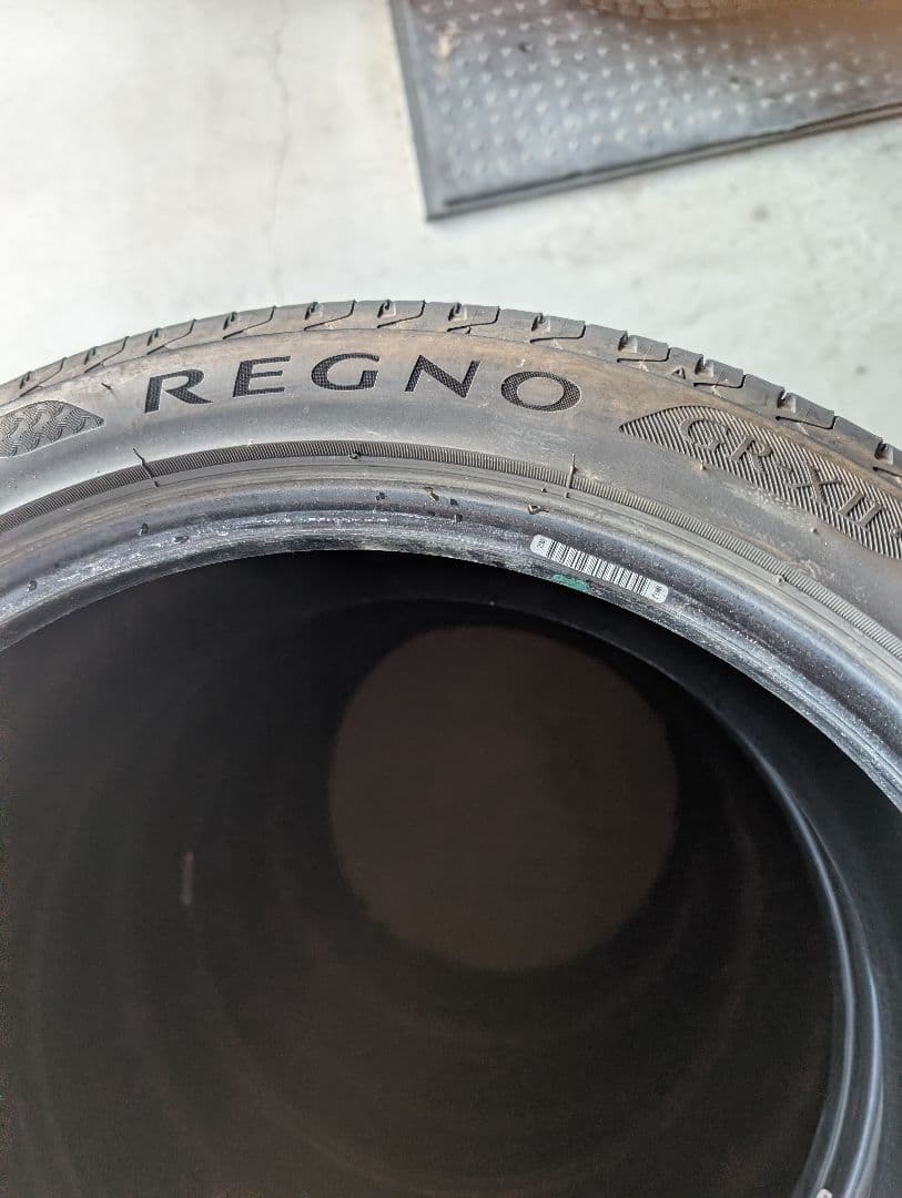 【T.B】中古REGNO GRXⅡ235/40R18 4本　2022年