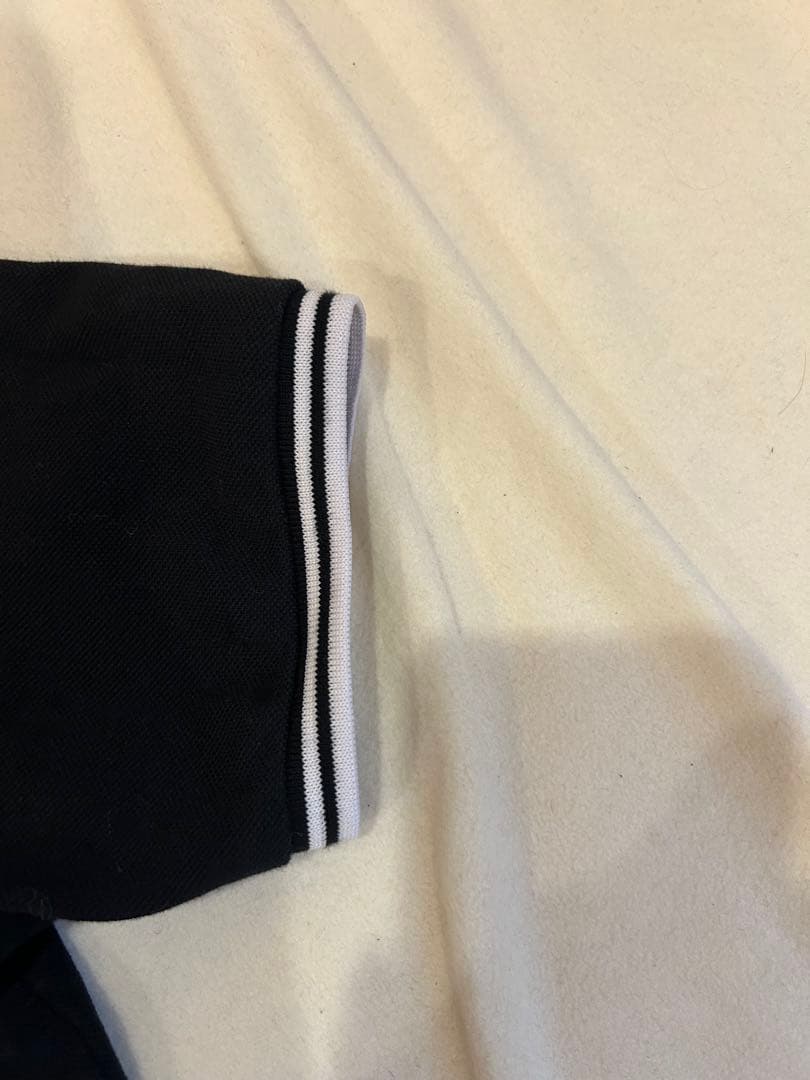 【美品】FRED PERRY ポロシャツ　ブラックホワイト