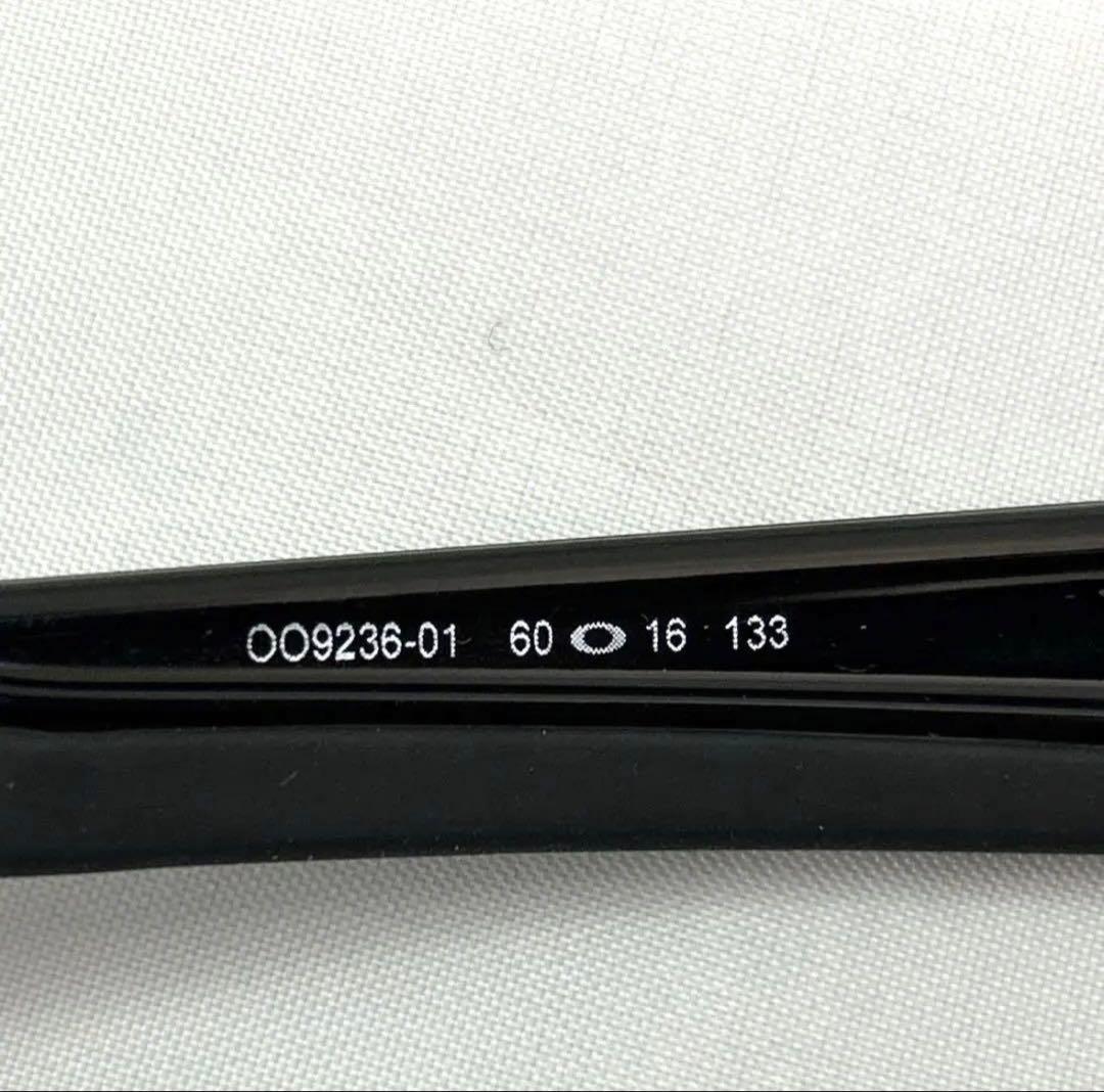 美品　OAKELY オークリー VALVE OO9236-01 ケース付き