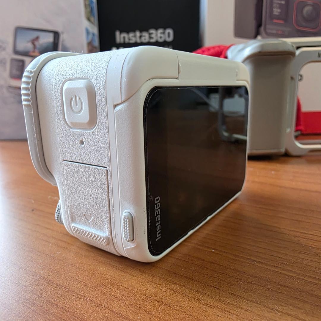Insta360 ACE PRO 2 限定モデル ストリート撮影キット 白