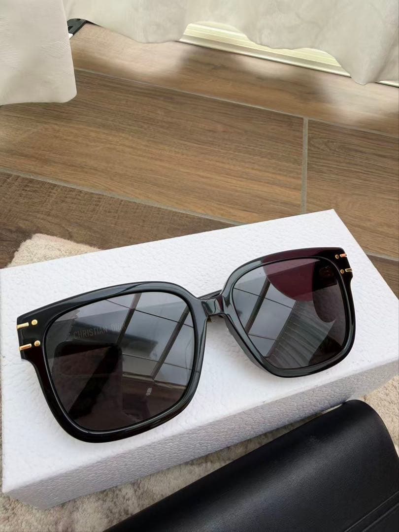 CHRISTIAN DIOR ディオール30Montaigne サングラス