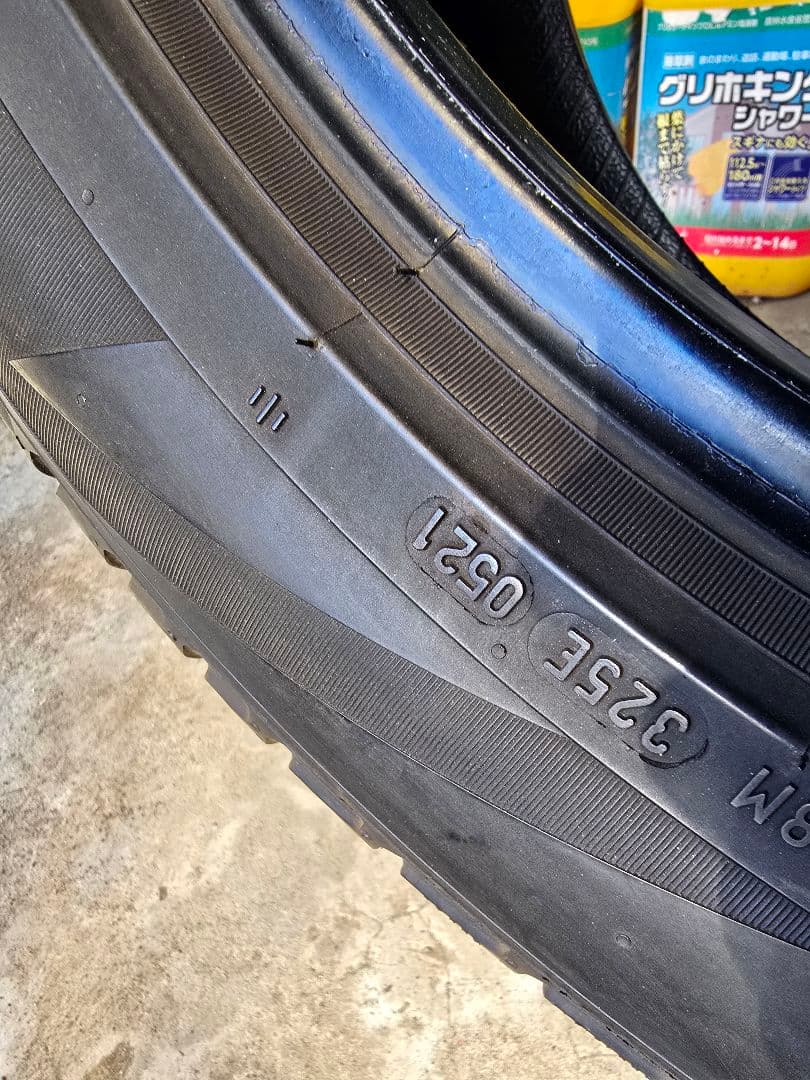 275/45r21 ピレリ　スコーピオンゼロ　オールシーズン　2021年製造