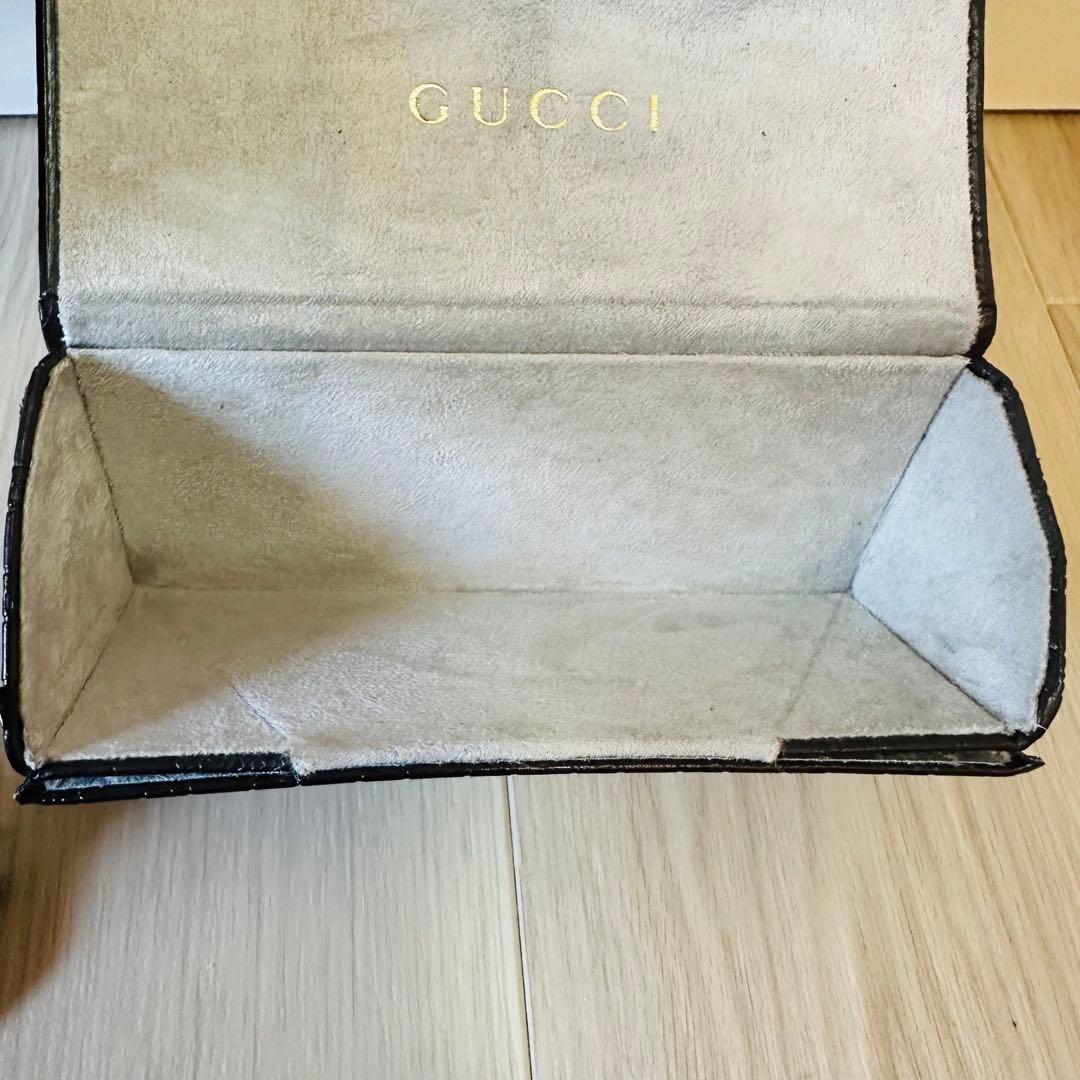 マ*ん様 GUCCI サングラス ケース付き