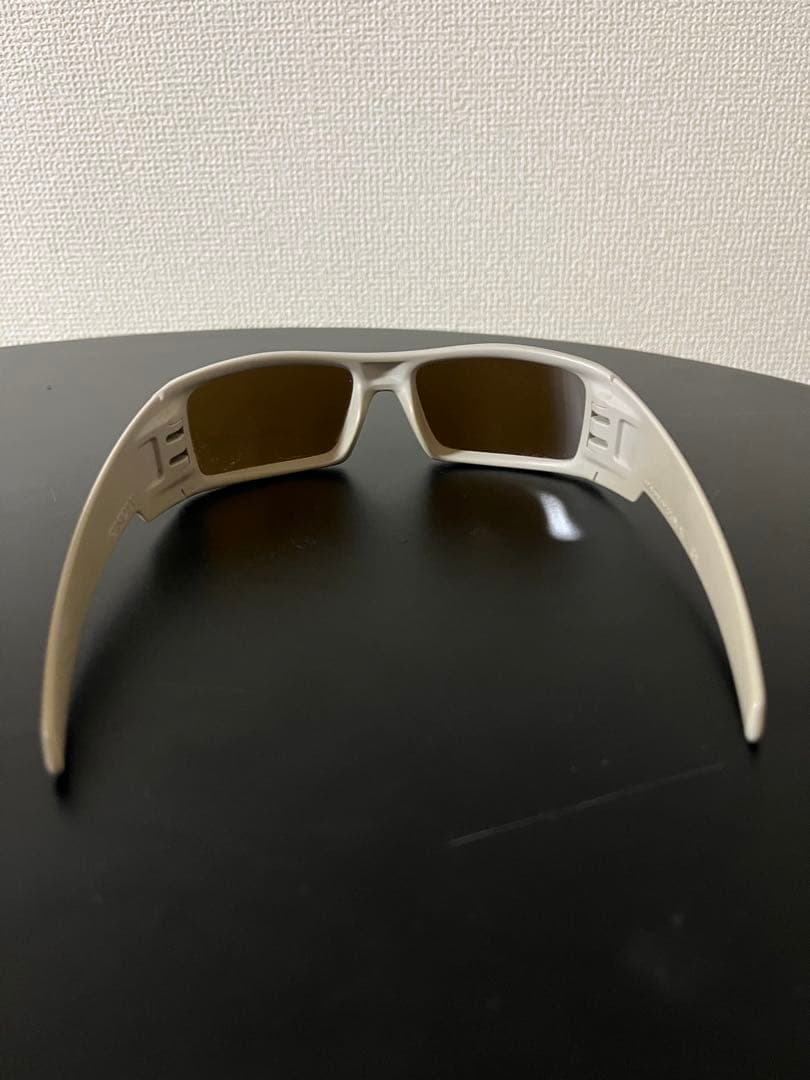 OAKLEY サングラス ホワイト フレーム　最終値下げ‼️早い者勝ち‼️
