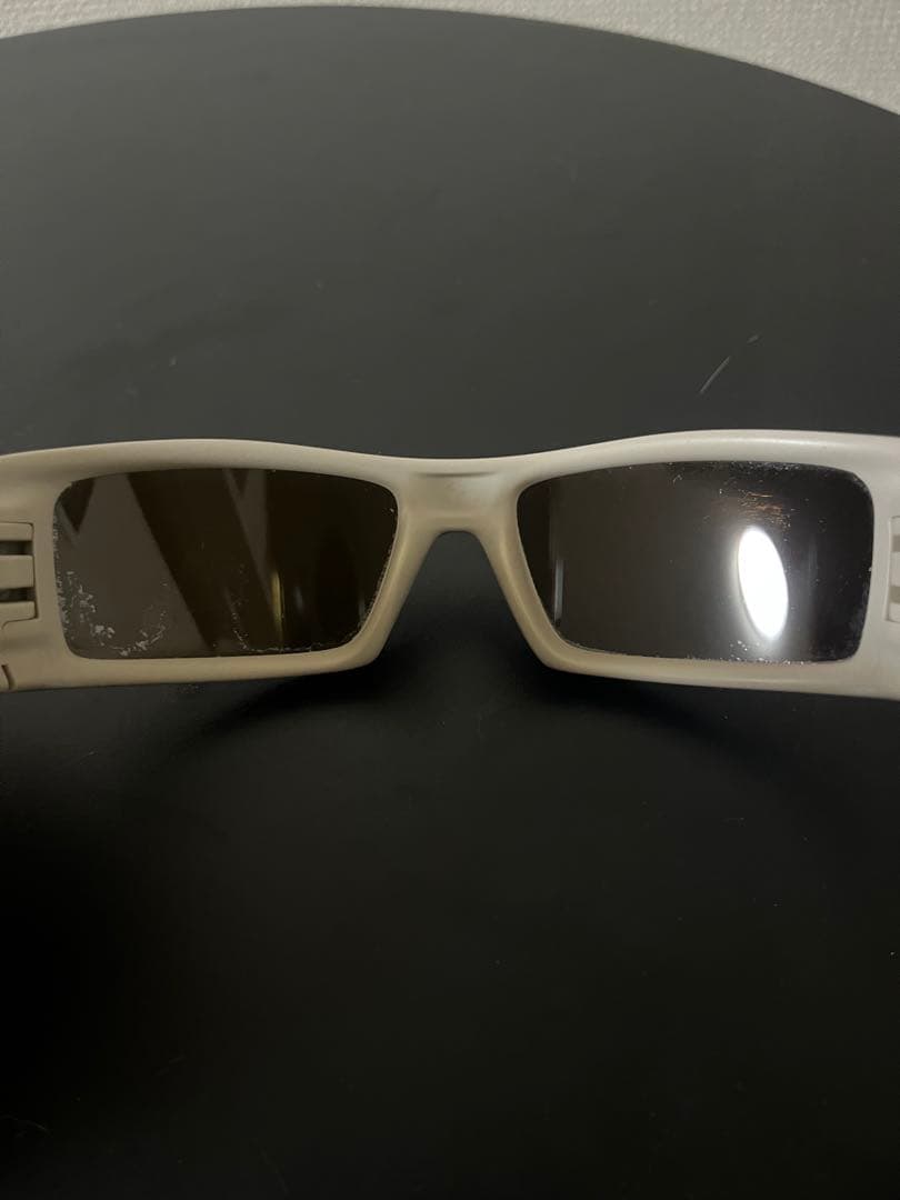 OAKLEY サングラス ホワイト フレーム　最終値下げ‼️早い者勝ち‼️