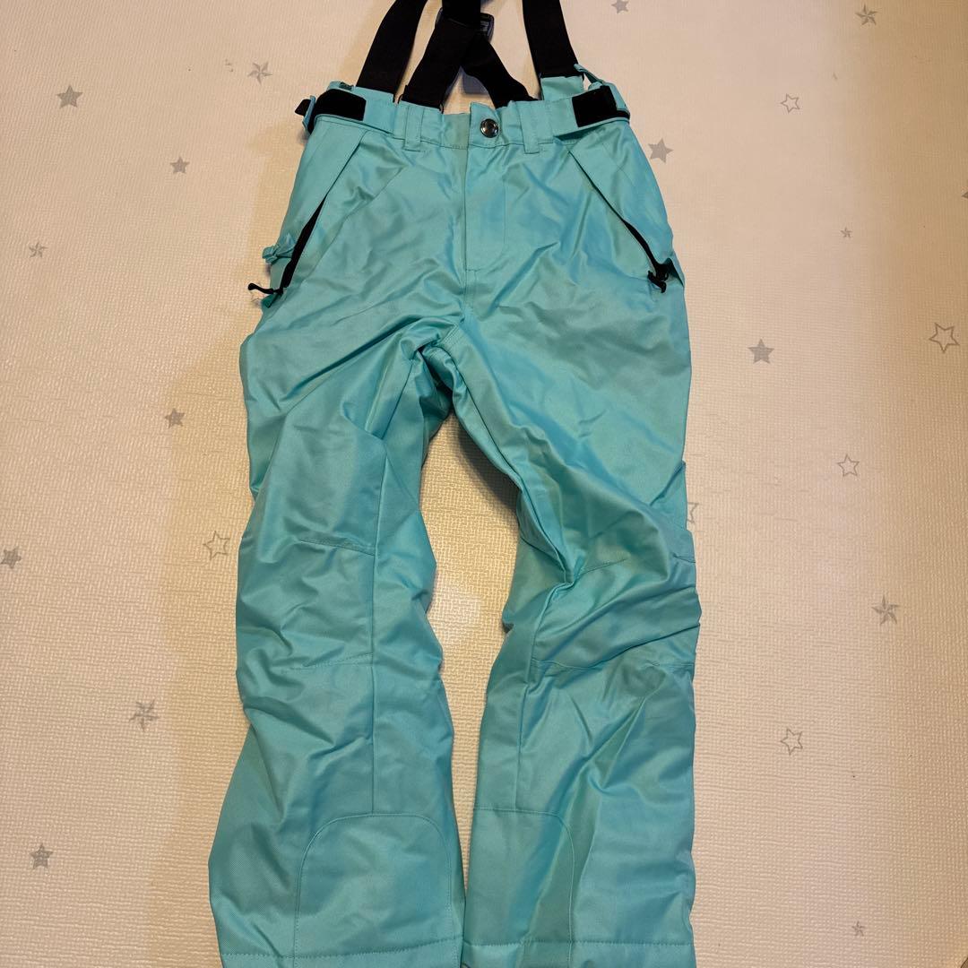 子ども用スキーウェア 雪模様
