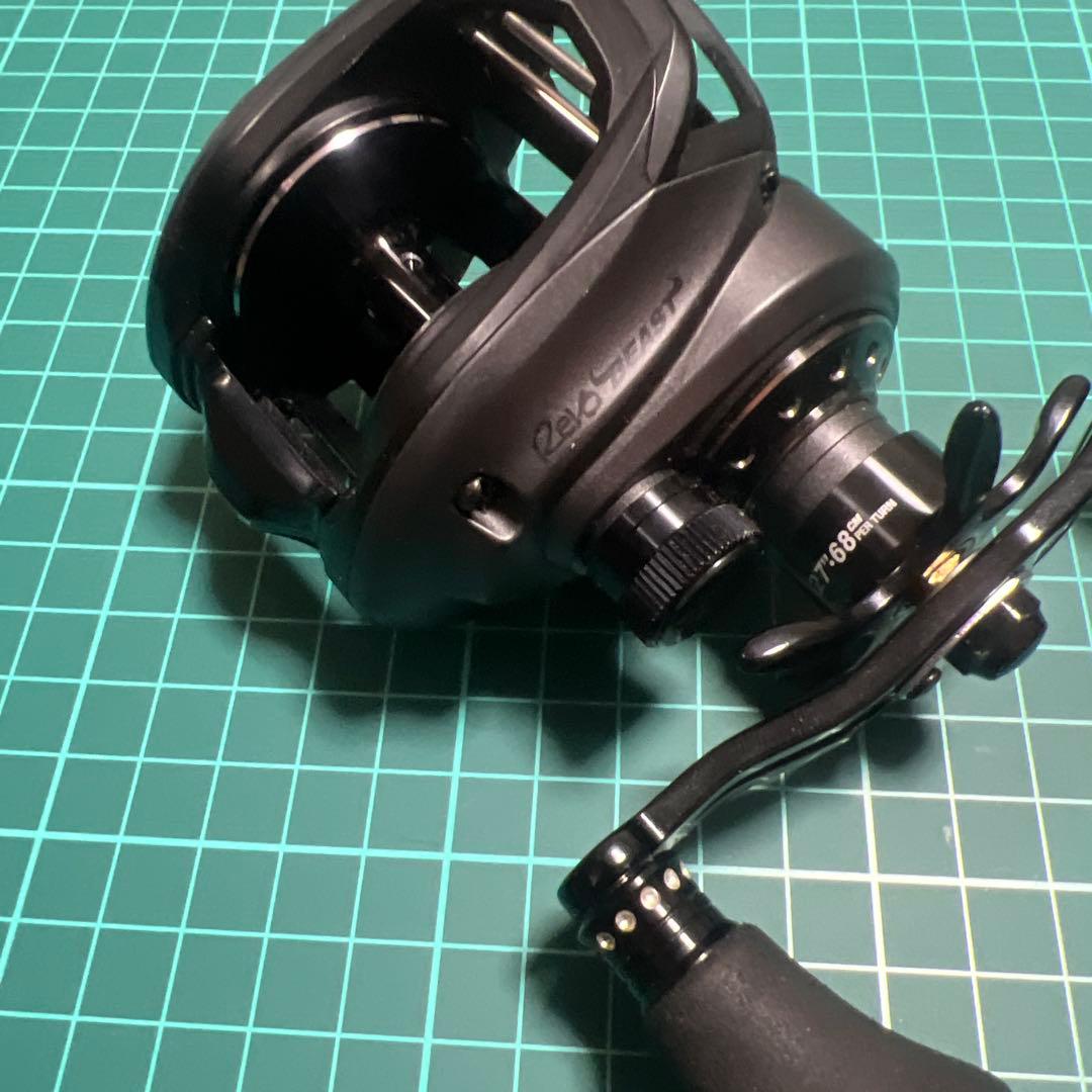 レボ　ビースト　40