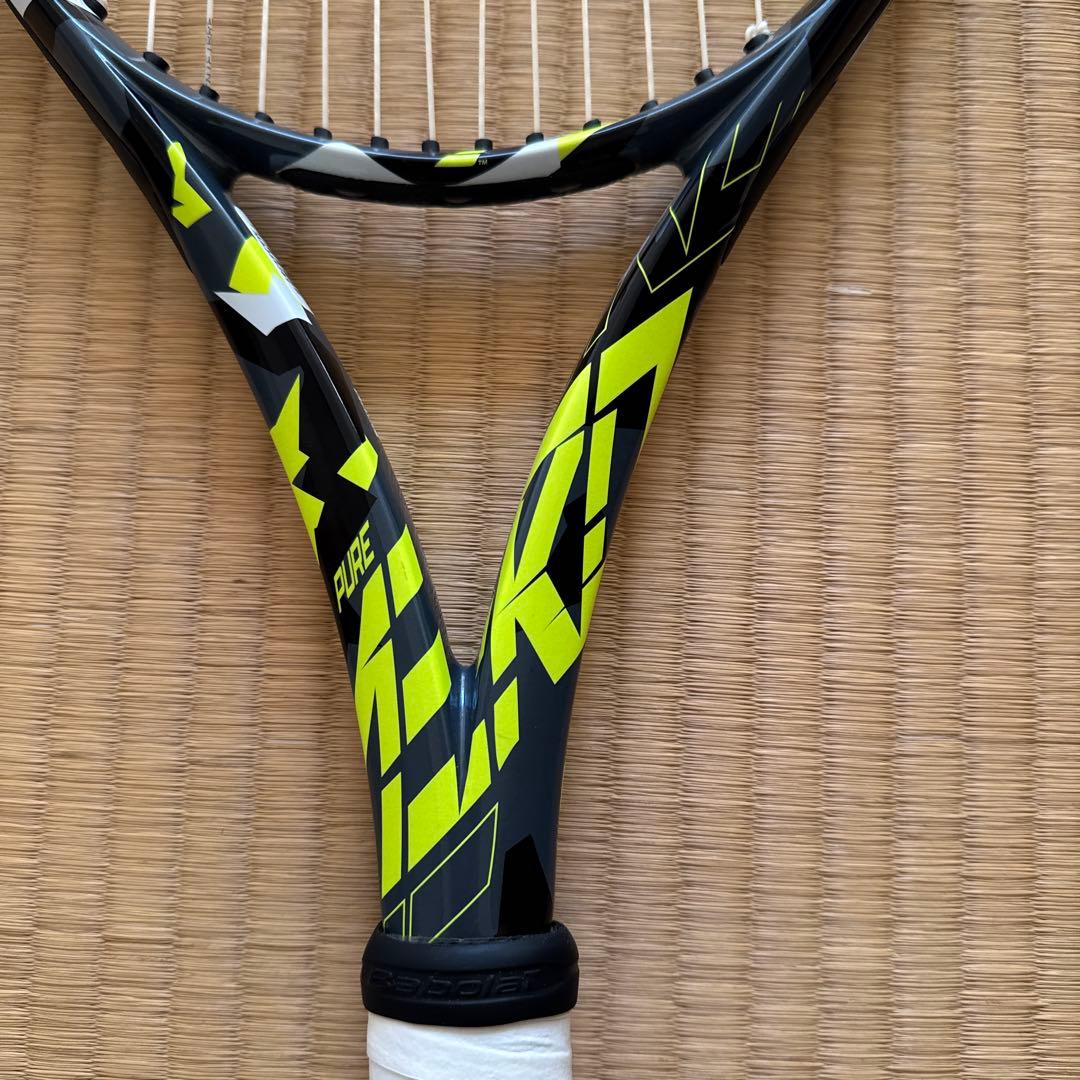 Babolat Pure Aero 100 300gモデル　 グリップサイズ2