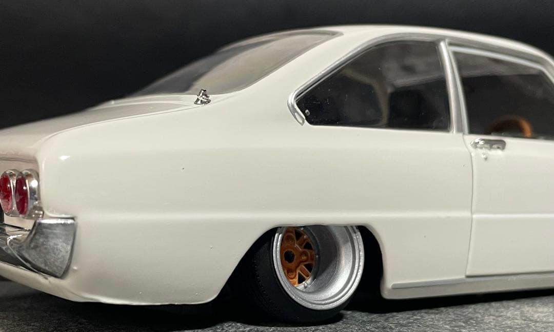 1/24 アシェット 国産名車 ファミリア ロータリークーペ改 カスタム 旧車