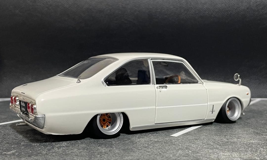 1/24 アシェット 国産名車 ファミリア ロータリークーペ改 カスタム 旧車