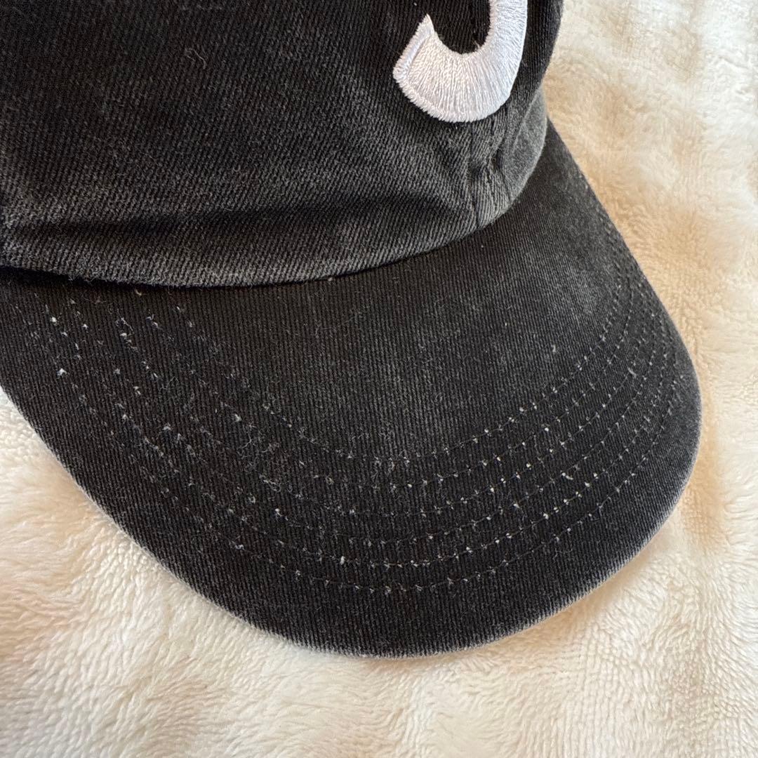 未使用　確実正規品　SUPREME 刺繍キャップ 黒