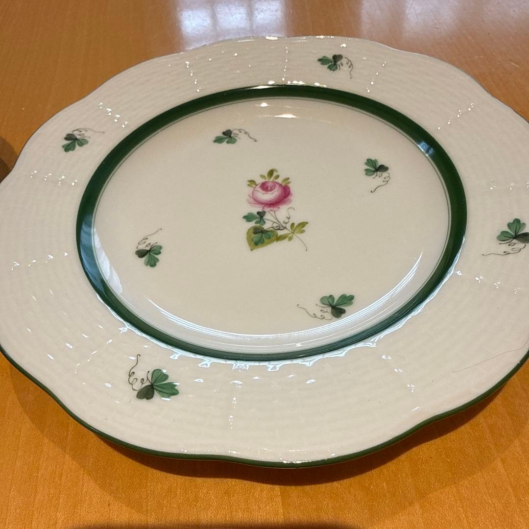 ヘレンド　ウィーンの薔薇16.5cm2枚セット