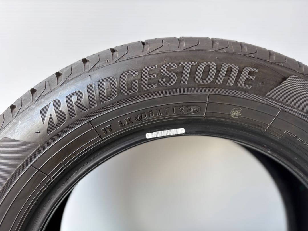 【バリ溝・送料無料‼️】✅ 185/65R15 ブリヂストンNEWNO 4本セット