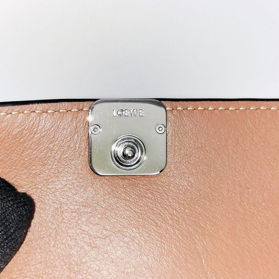 【美品】LOEWE アナグラム トライフォールド レザー ウォレット ブラウン
