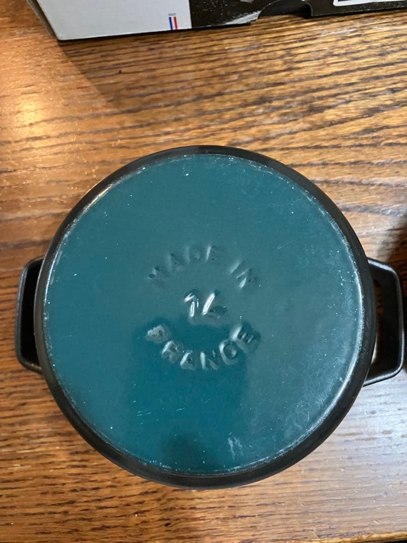STAUB ラ・ココット ラウンド14cm 専用箱付