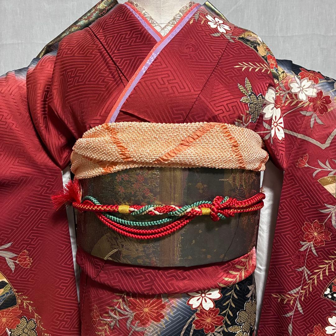 【振袖・長襦袢セット】豪華古典振袖 赤地 金彩金駒刺繍 扇面四季花紋