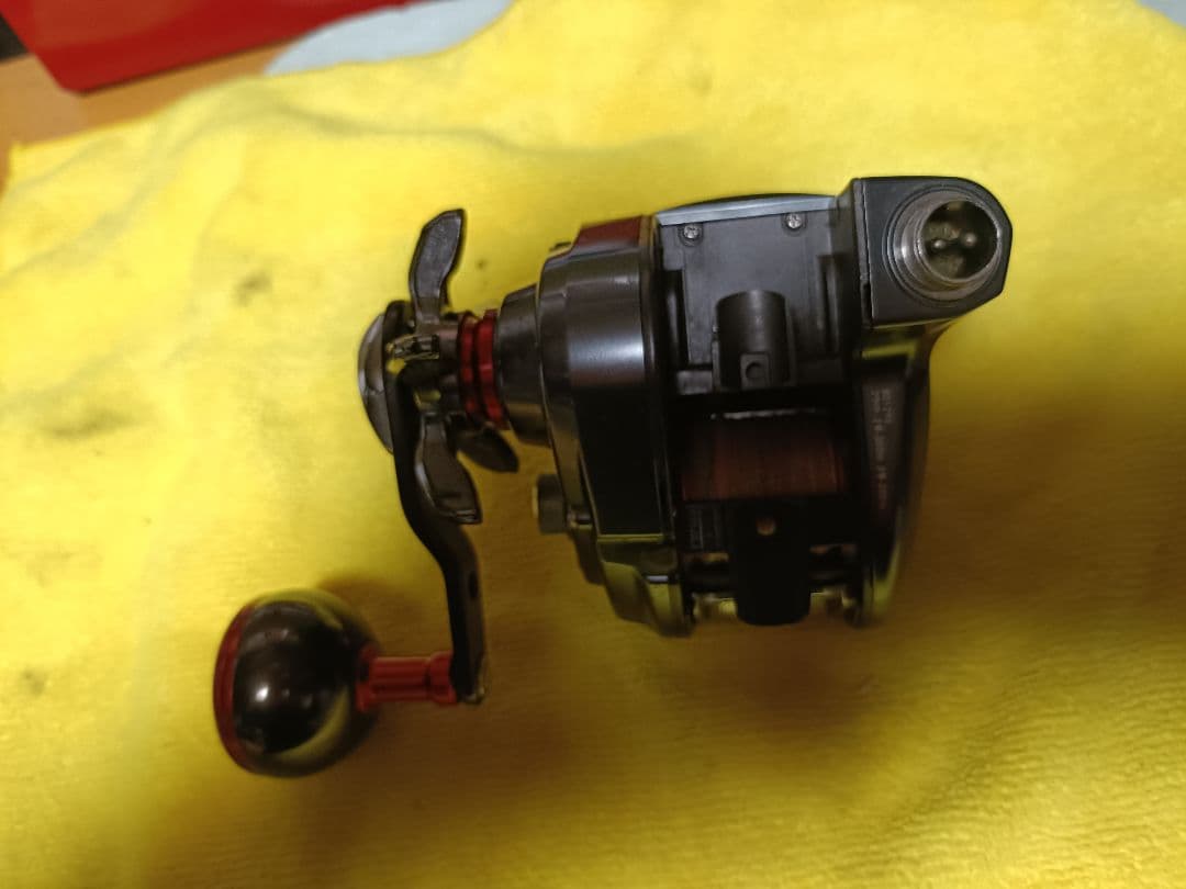 DAIWA19 シーボーグ200J右ハンドル　ジャンク