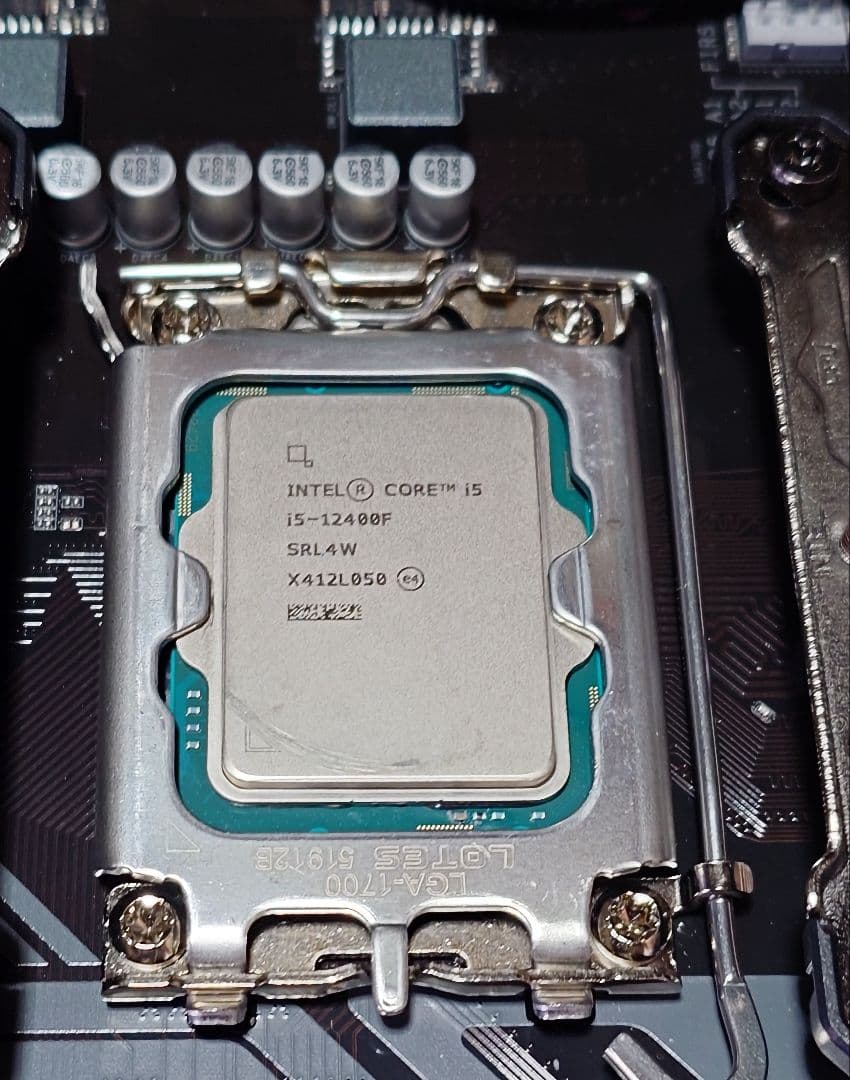 Intel CPU Core i5 12400F【動作確認済】