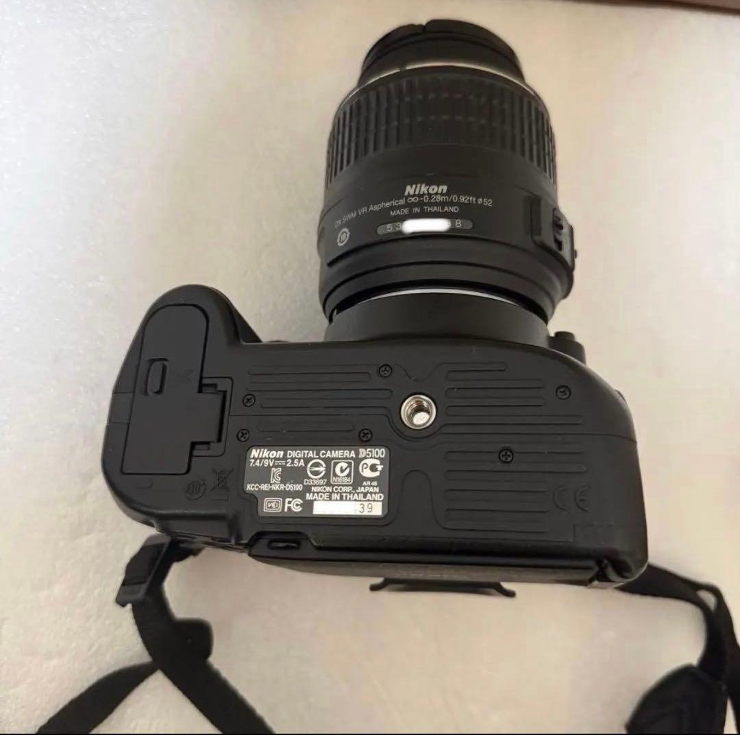 Nikon D5100 デジタル一眼レフカメラ