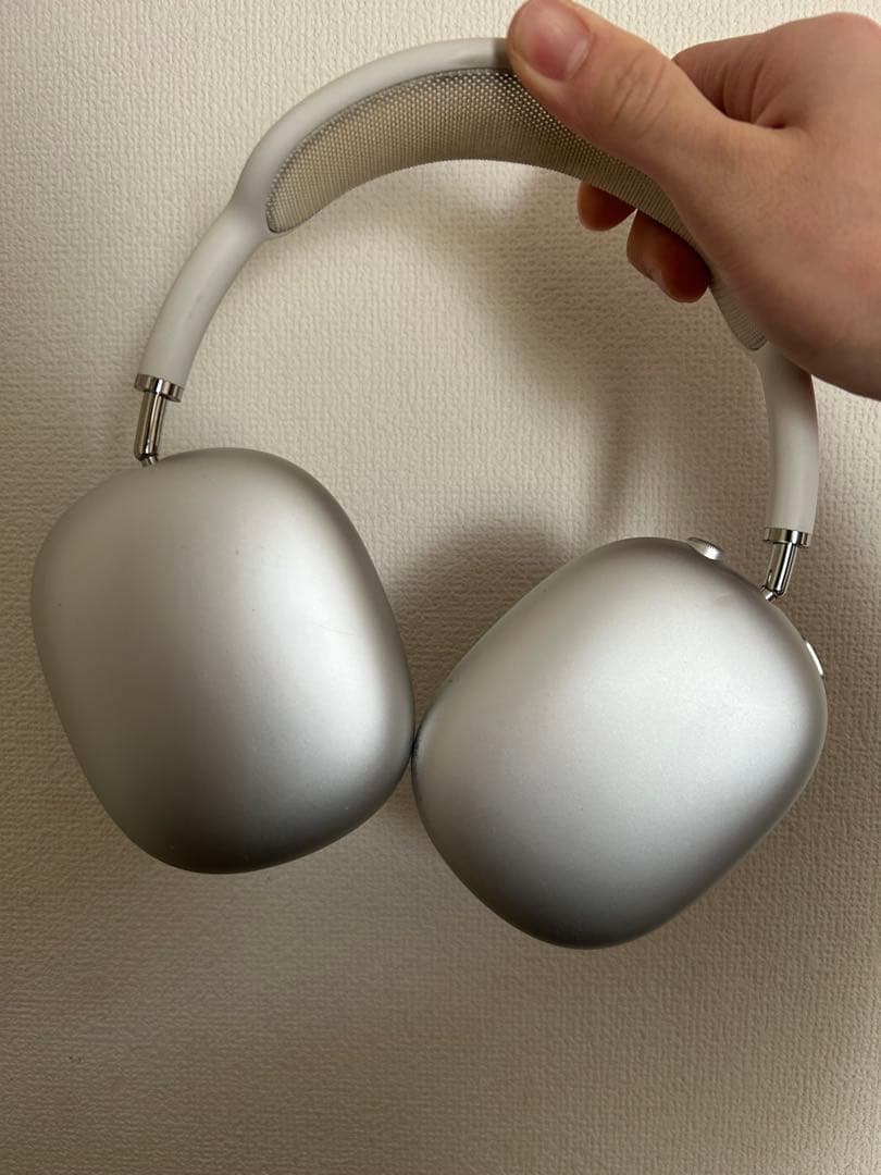 ヘッドホン Apple AirPods max