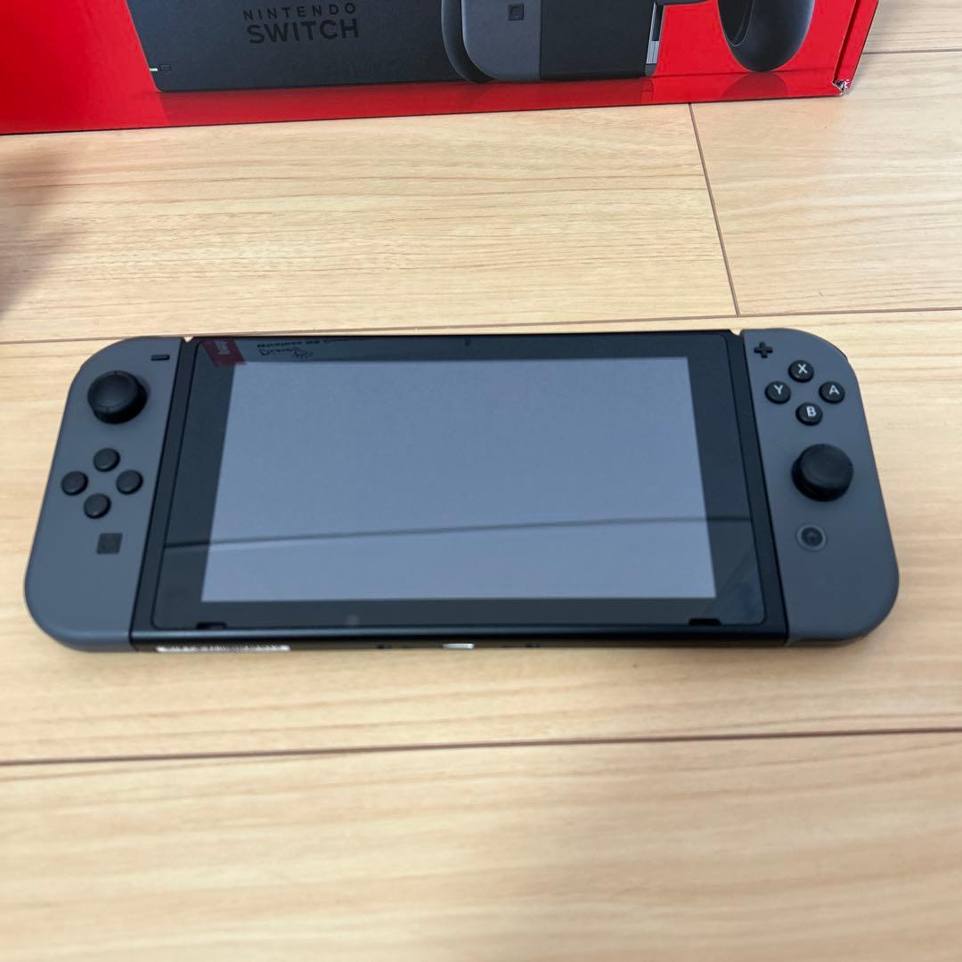 s*様 Nintendo Switch 本体 ワイヤレスコントローラー　桃鉄ソフ
