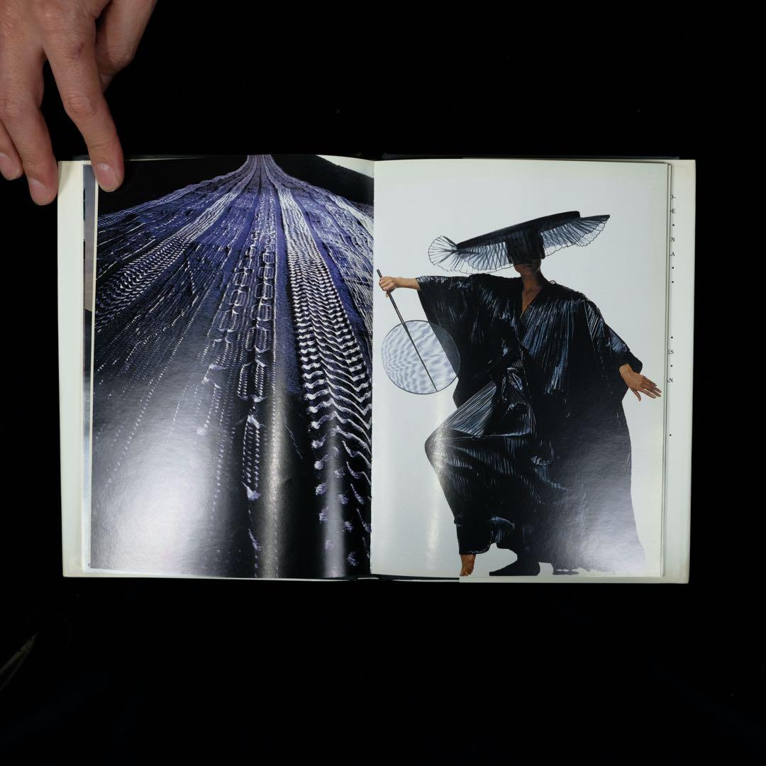 ISSEY MIYAKE 三宅一生 作品集 Assouline刊
