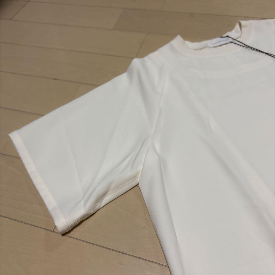 【soutiencollar】マドリガル　ホワイト Tシャツ シンプル デザイン