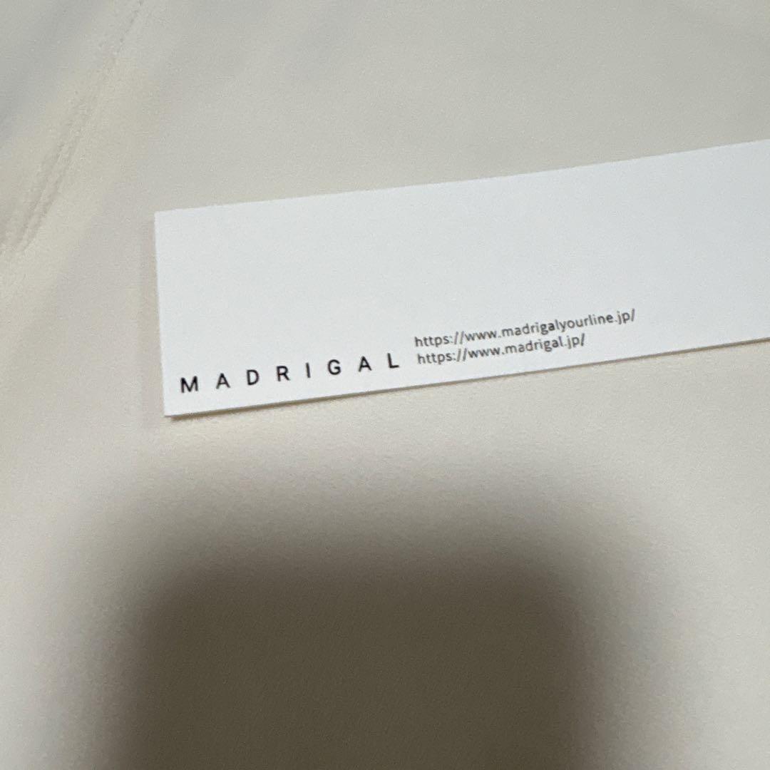 【soutiencollar】マドリガル　ホワイト Tシャツ シンプル デザイン
