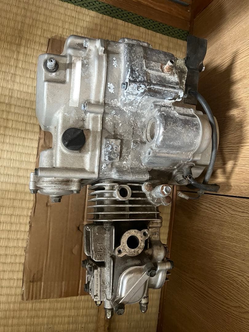 GS50 エンジン　動作未確認　部品取り　ジャンク