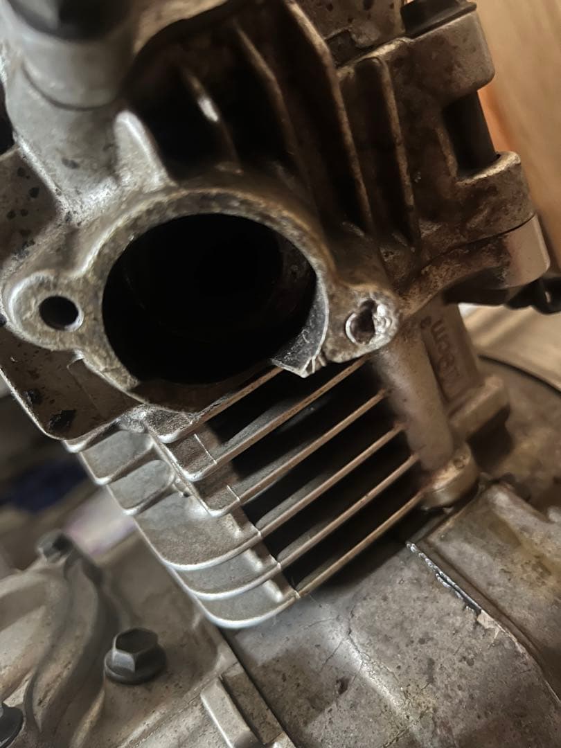 GS50 エンジン　動作未確認　部品取り　ジャンク