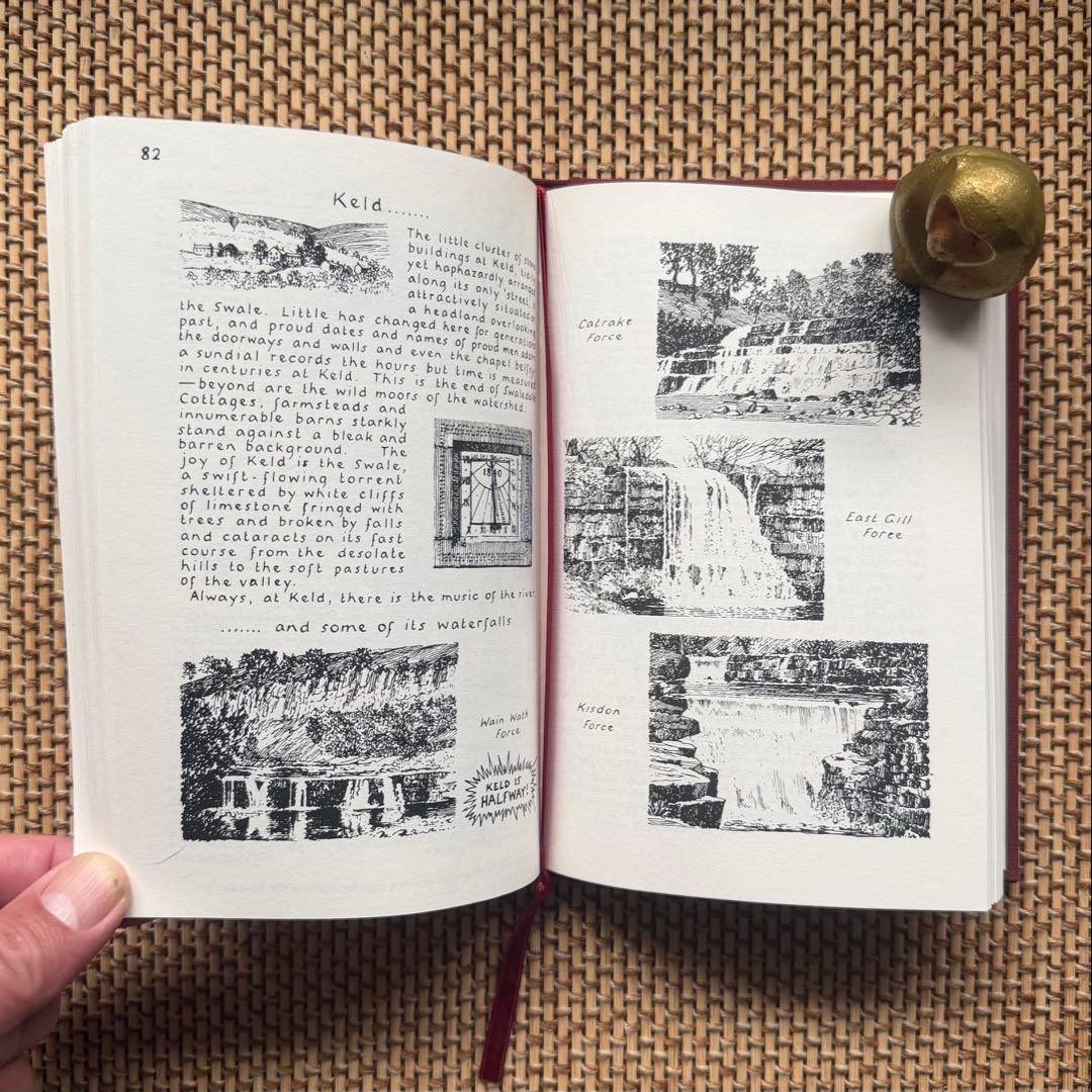 洋書 THE COMPLETE PICTORIAL GUIDES Wainwright