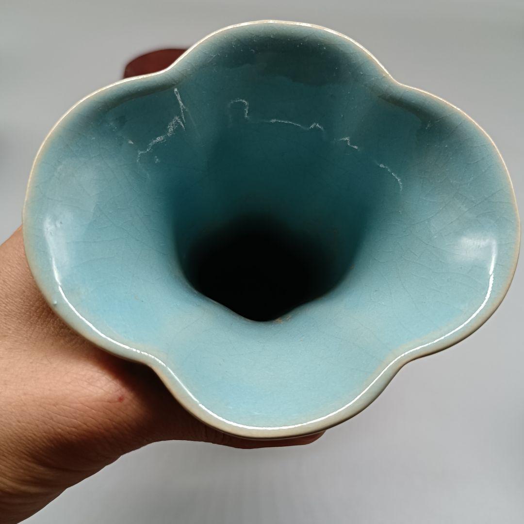 宋汝窯天青釉海棠式花瓶  陶磁器 装飾品 現代工芸品美術品 置物