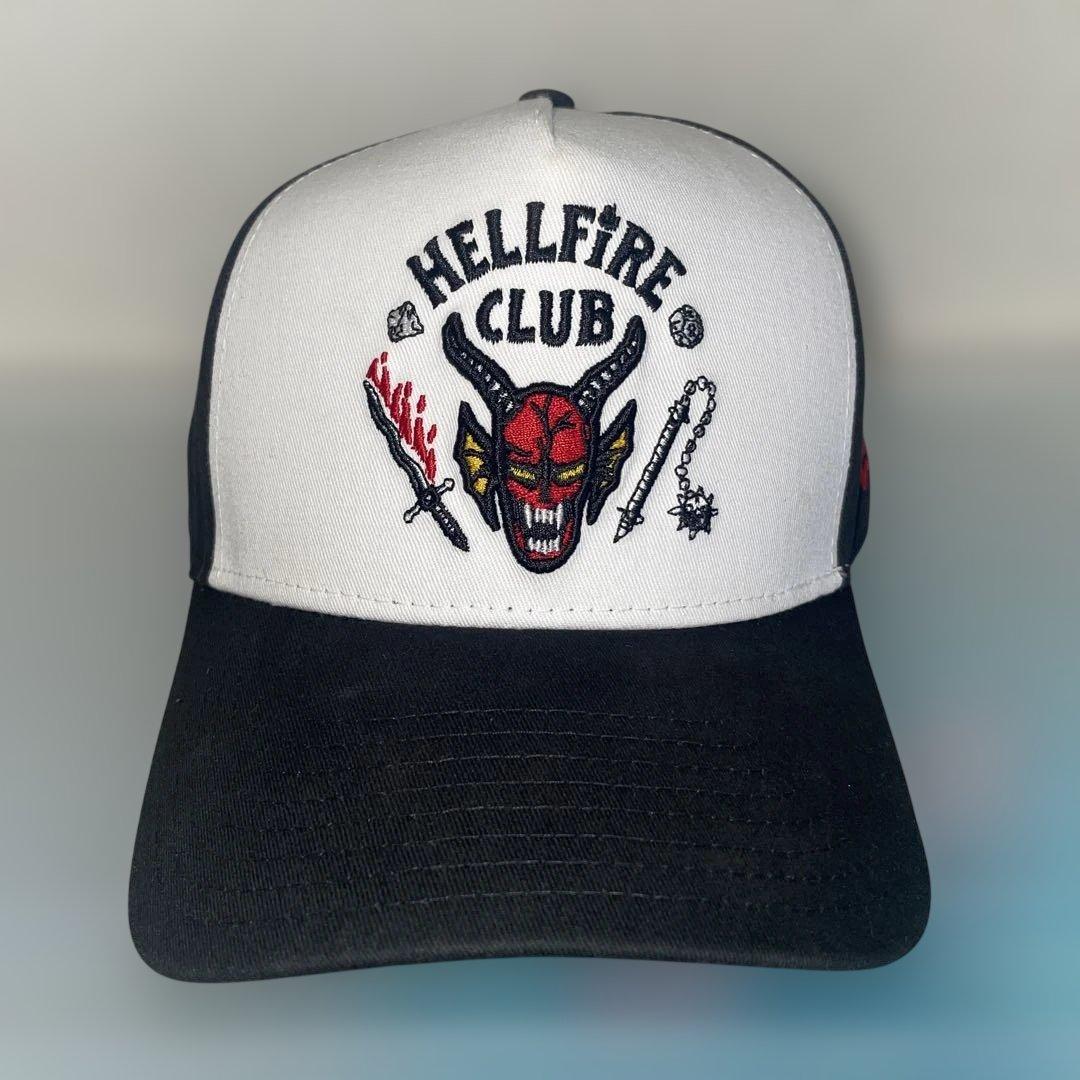 NEW ERA ストレンジャーシングス ヘルファイアクラブ キャップ